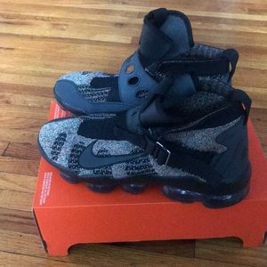Barely Used Nike VaporMax Premier Flyknit Blk 10.5